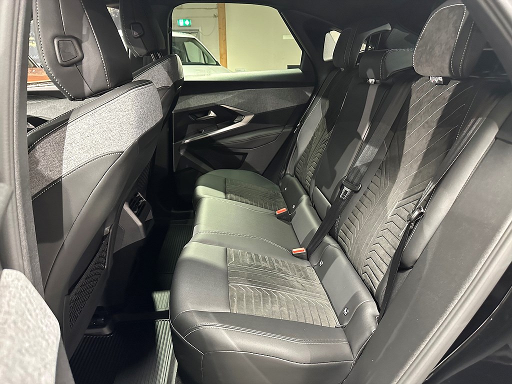 Bild på GT 214hk Aut - WIDESCREEN,NAV,CARPLAY