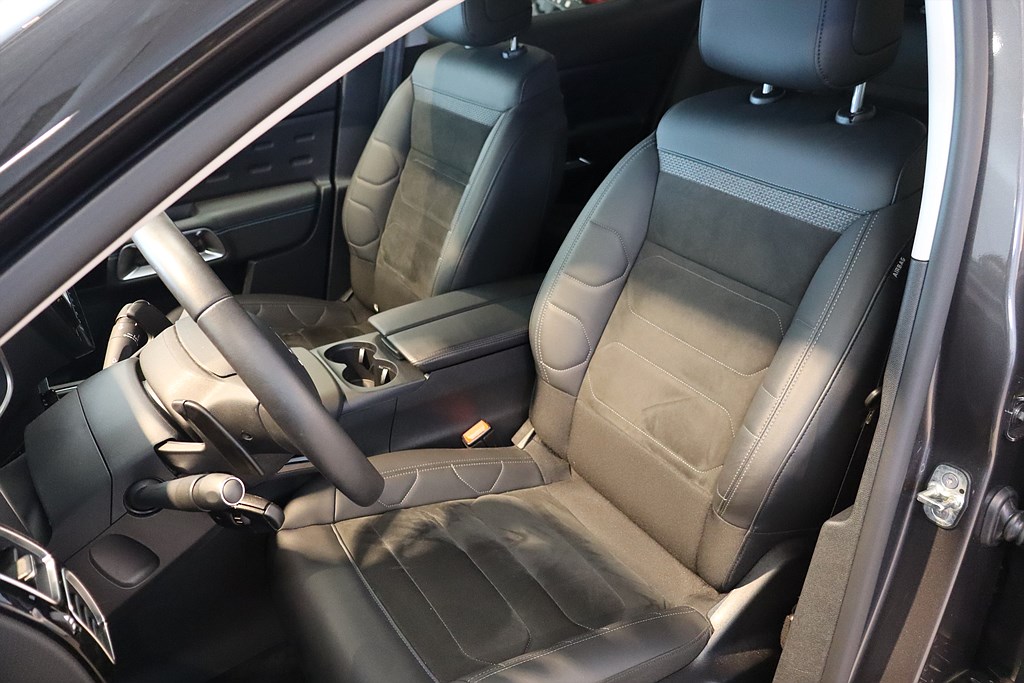 Bild på Shine 1.2 PT 130hk Aut - B-KAMERA,CARPLAY,NAVI