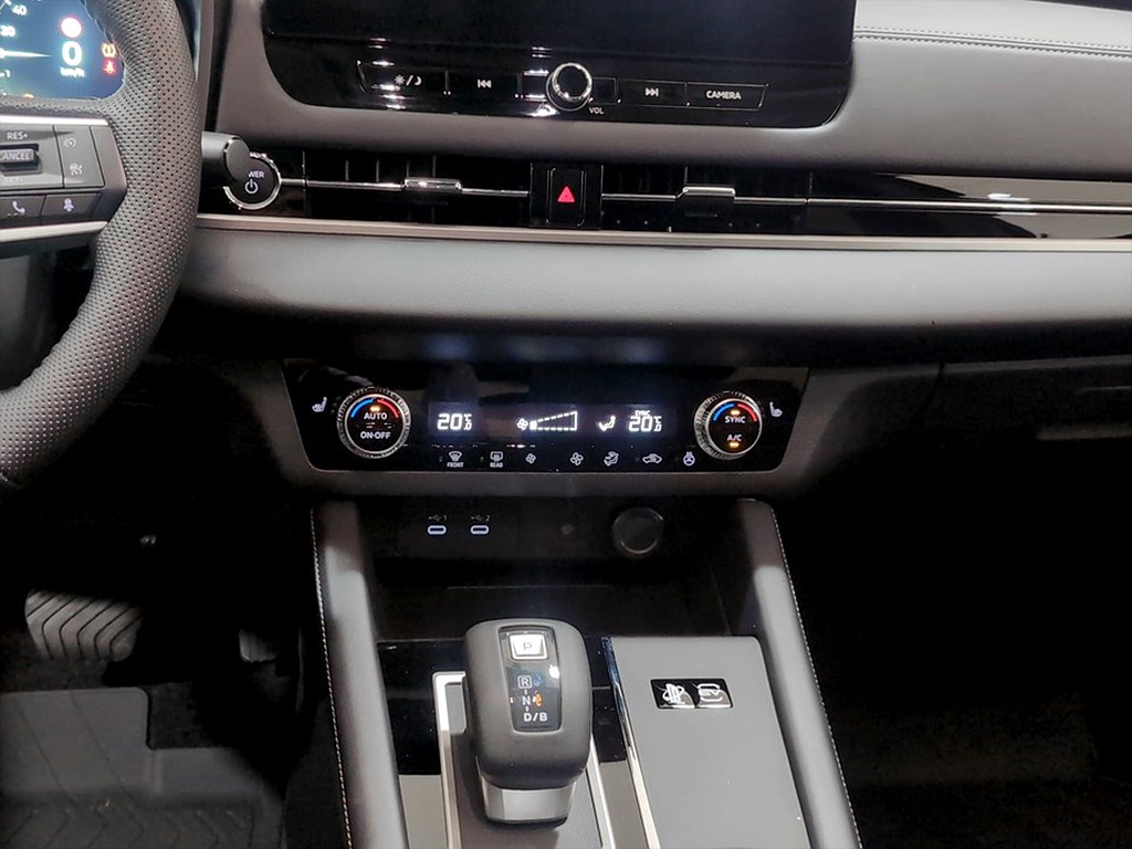 Bild på Invite PHEV 4WD - OMGÅENDE LEVERANS!