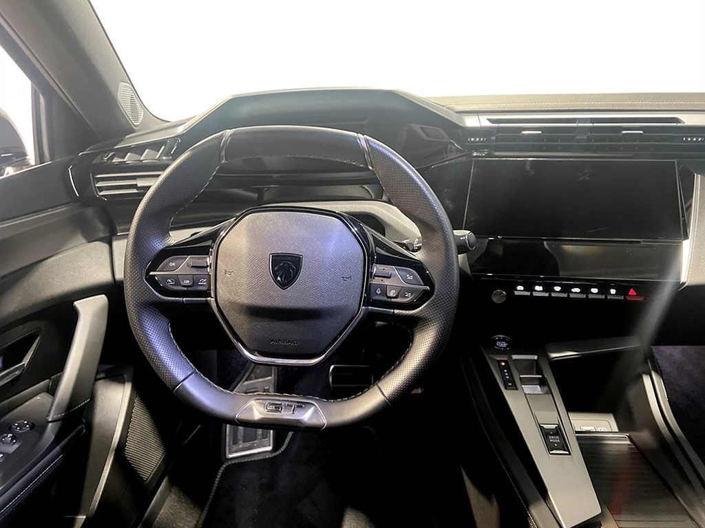 Bild på SW GT 1.2 PT 130hk Aut - 360-KAMERA, CARPLAY