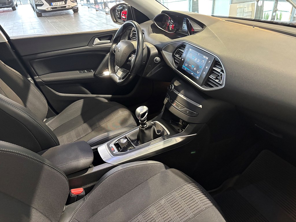 Bild på 5D Allure 1.2 PT 130hk - CARPLAY, BACKSENSORER
