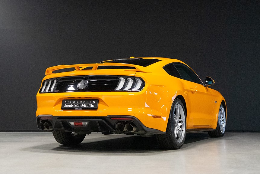 Ford Mustang Fastback GT 5.0 V8 450hk