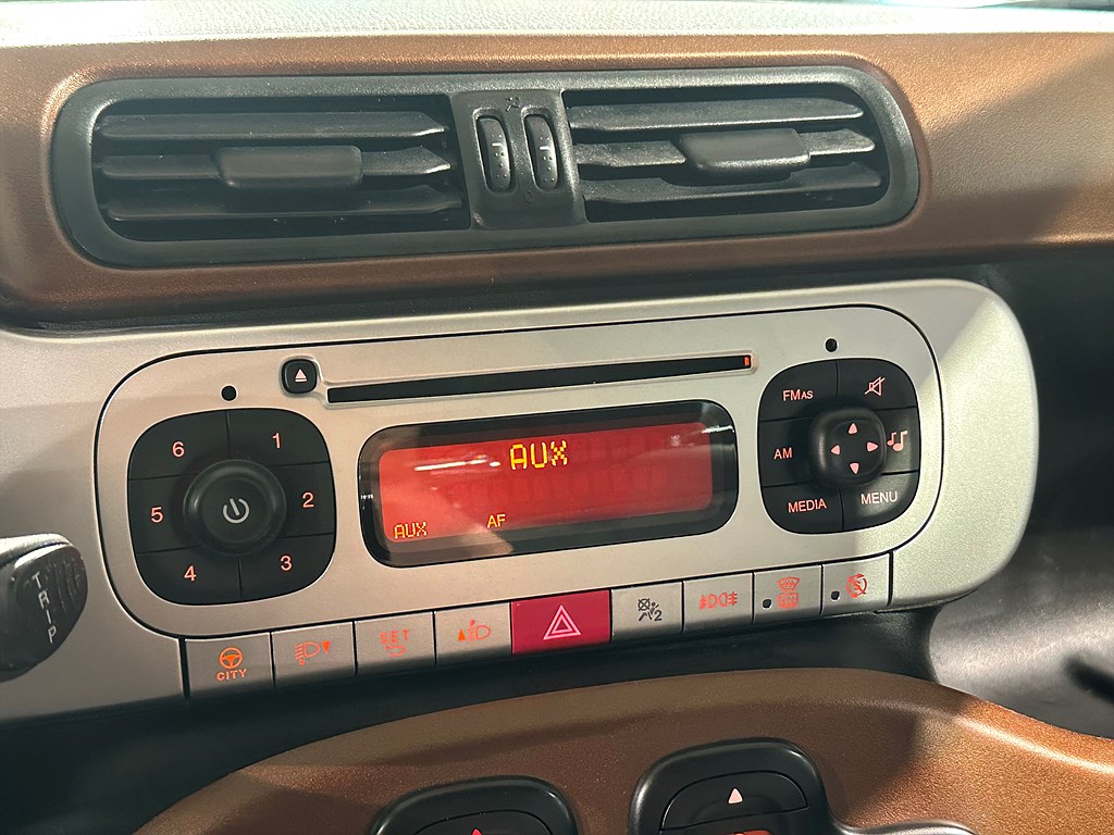 Bild på Cross 0.9 TwinAir 90hk AWD - M-VÄRM, DRAG, AUX