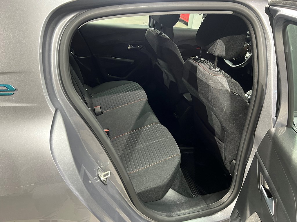 Bild på Active Pack 50kWh 136hk Aut - P-SENSORER BAK, CARPLAY