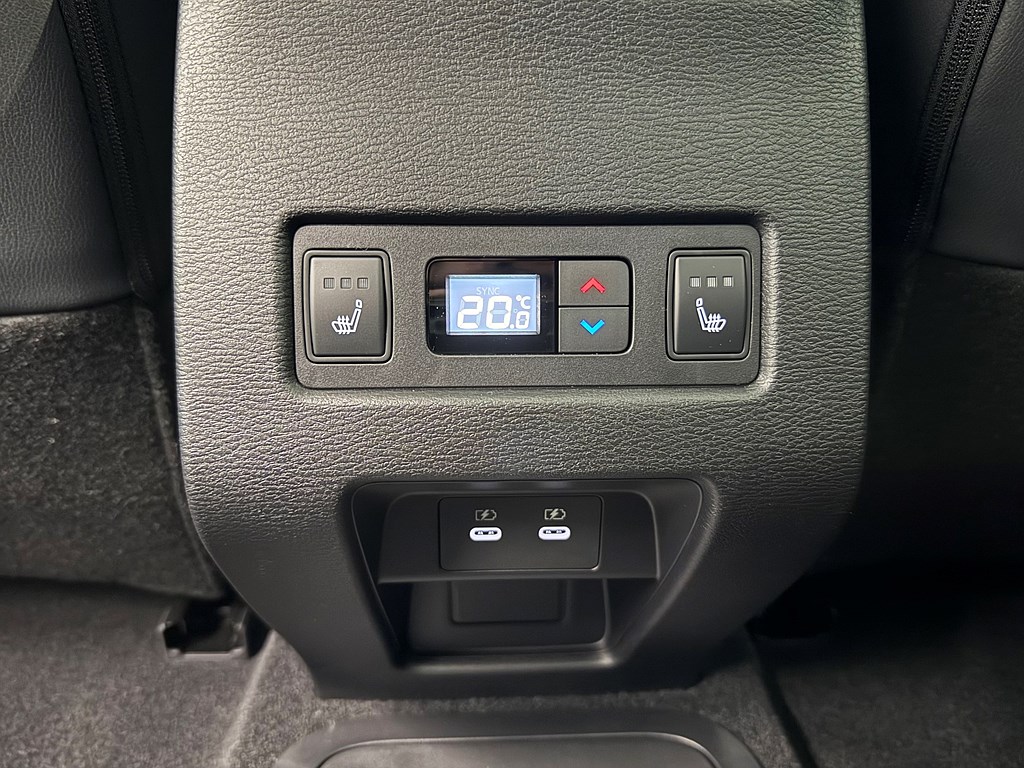 Bild på Instyle PHEV Aut 4WD - DEMO