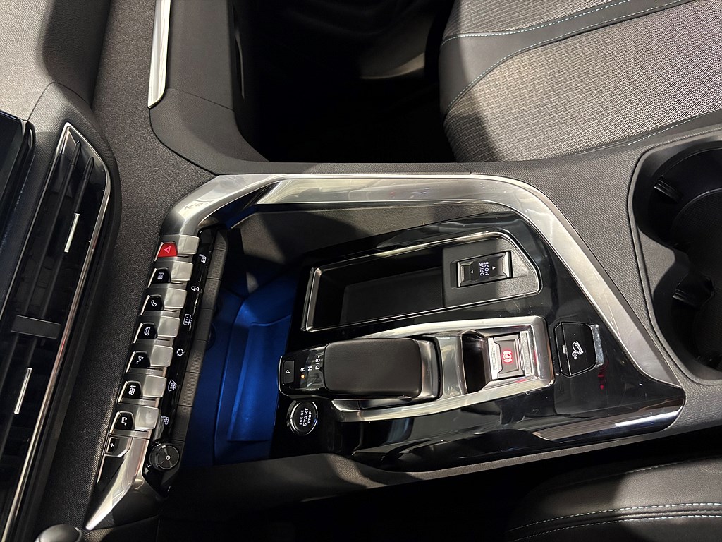 Bild på Allure Hybrid4 300hk Aut AWD - B-KAMERA, NAVI