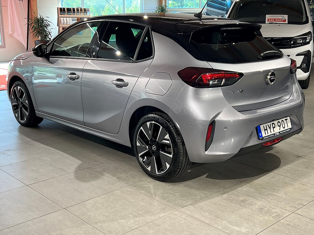 Bild på GSI 50kWh 136hk Aut - B-KAMERA, CARPLAY