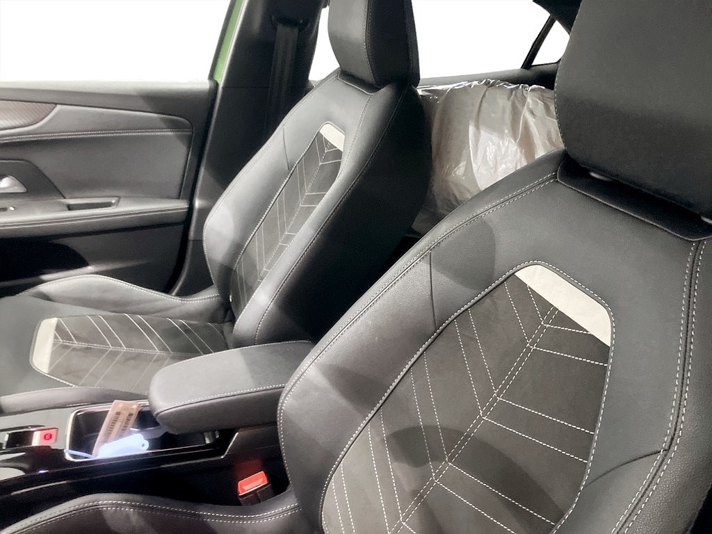 Bild på GS-Line 1.2 Turbo 130hk Aut - B-KAMERA,CARPLAY,RATTVÄRME
