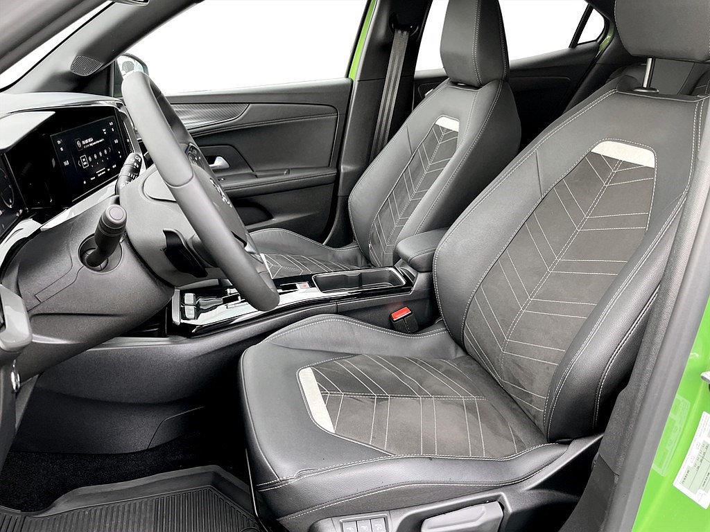 Bild på Ultimate 1.2 Turbo 130hk Aut - B-KAMERA, CARPLAY