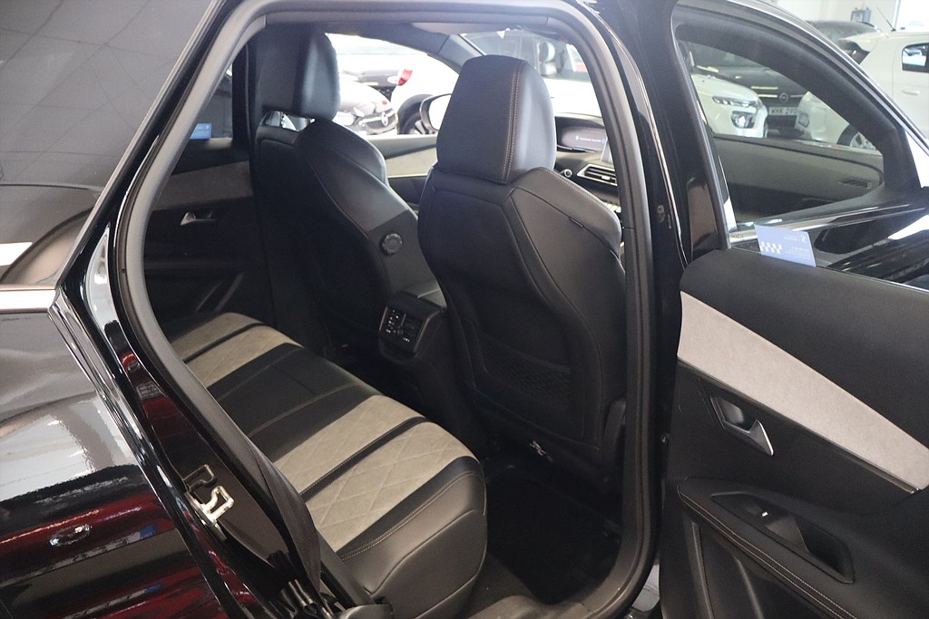 Bild på GT Hybrid4 300hk Aut AWD - CARPLAY, NAV