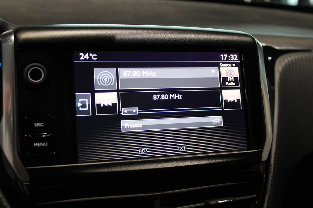 Bild på Allure 1.2 VTi 82hk Aut - PANORAMA, CARPLAY
