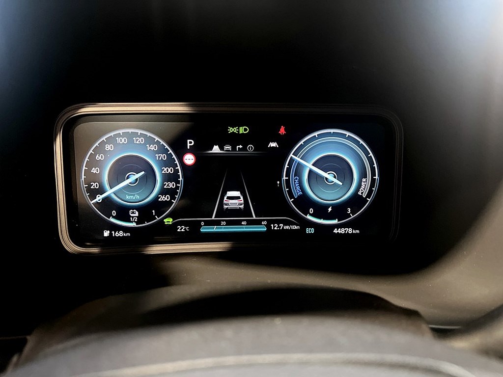 Bild på Essential 39.2 kWh 136hk Aut - B-KAMERA, CARPLAY