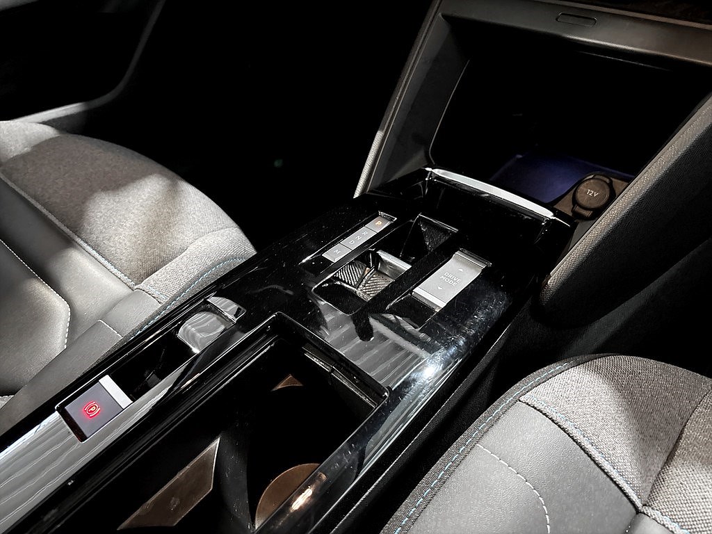 Bild på Shine 1.2 PT 130hk Aut - B-KAMERA, CARPLAY