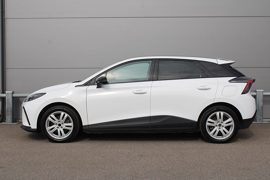 MG 4 Electric Long Range 64 kWh Luxury  / Leasbar /