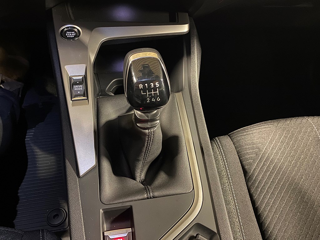 Bild på 5D Active Pack 1.2 PT 130hk - CARPLAY,FARTHÅLLARE