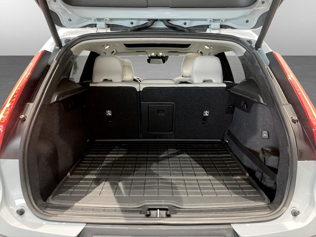 Bild på Momentum T5 250hk Aut - H/K,PANO,360-KAMERA