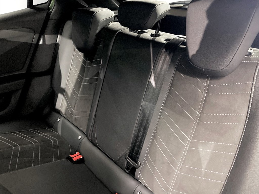 Bild på Ultimate 1.2 PT 130hk Aut - 360-KAMERA, CARPLAY