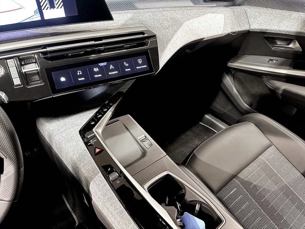 Bild på GT Hybrid 145hk Aut - WIDESCREEN,7-SITS,CARPLAY