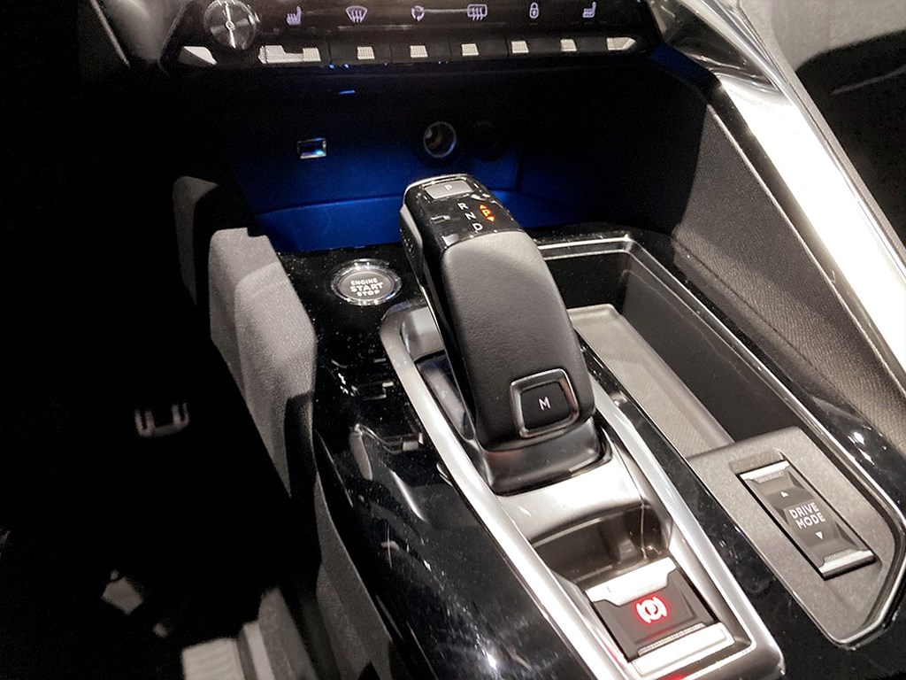 Bild på GT 1.2 PT 130hk Aut - B-KAMERA, CARPLAY