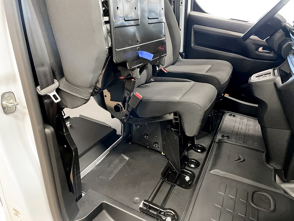 Bild på Business 145hk Aut L2 - EDITION! SERVICE & VINTERHJUL INGÅR!