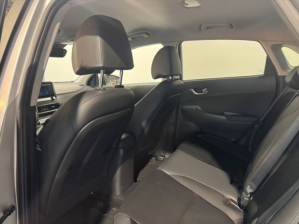 Bild på Electric Essential 39kWh 136hk Aut - B-KAMERA, CARPLAY