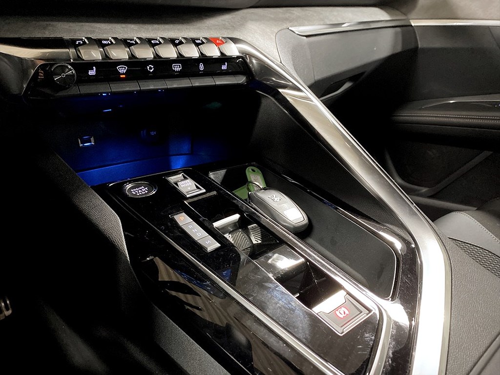 Bild på GT 1.2 PT 130hk Aut - B-KAMERA, CARPLAY