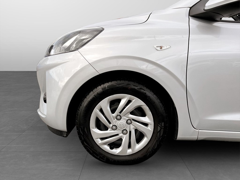 Bild på Essential 1.0 Blue 67hk Aut - CARPLAY, RATTVÄRME