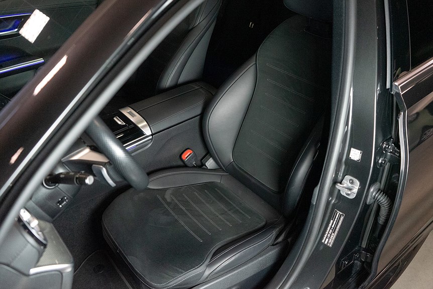 Mercedes-Benz C 300 e AMG Premium Plus paket 313hk