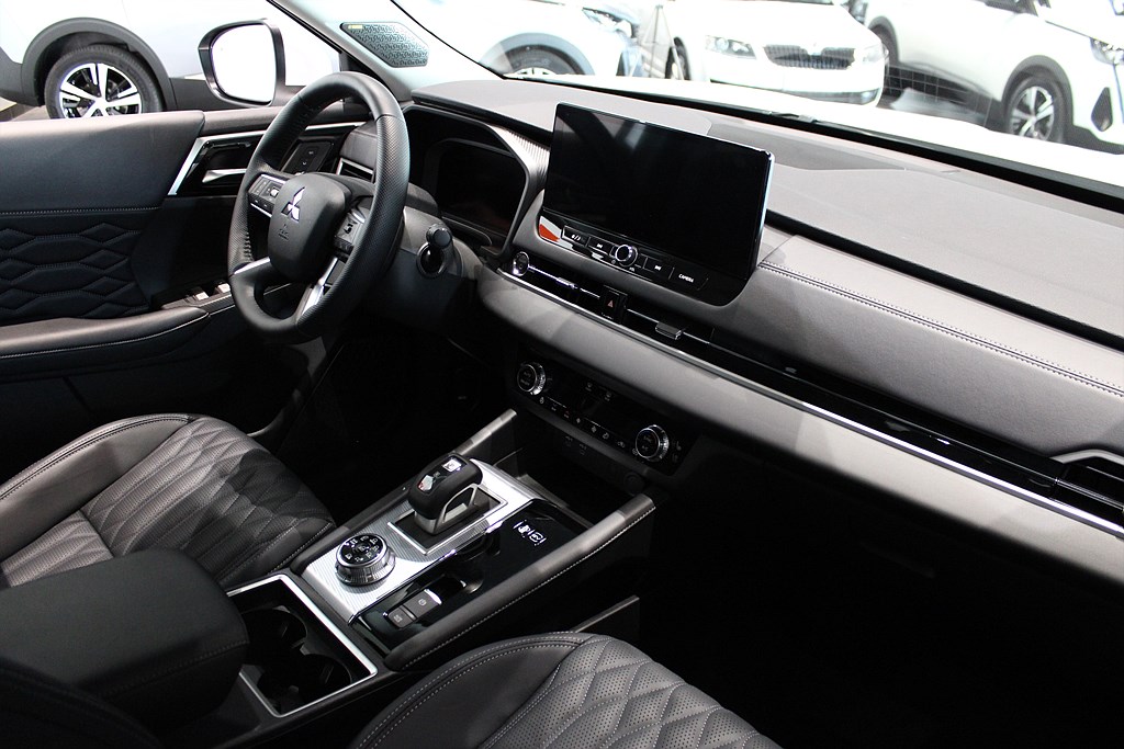 Bild på Instyle PHEV Aut 4WD - DEMO
