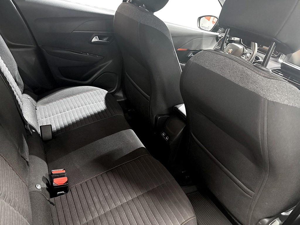 Bild på Active Pack 1.2 PT 100hk Aut - CARPLAY, FARTHÅLLARE