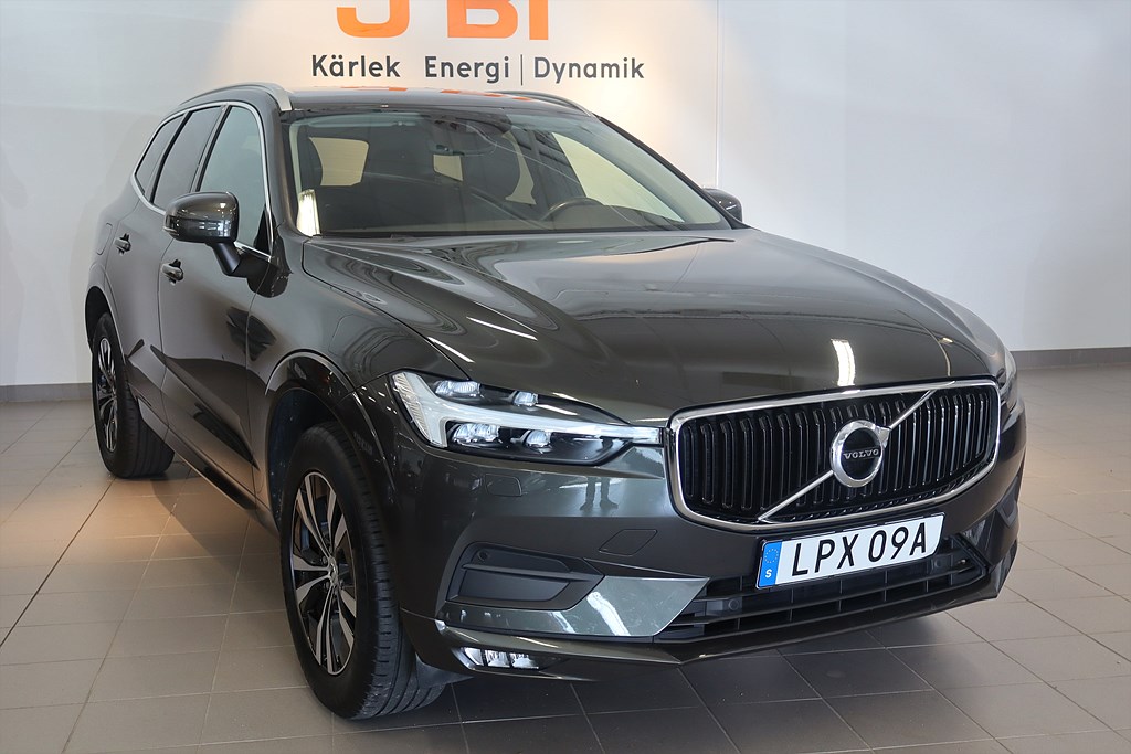 Bild på Momentum B4 197hk Aut AWD - B-KAMERA,CARPLAY