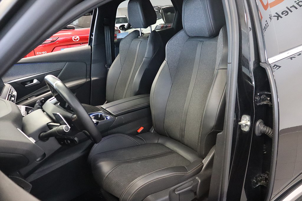 Bild på GT-Line Hybrid4 300hk Aut AWD - DRAG, EN ÄGARE, NAV