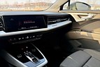 Audi Q4 40 e-tron Proline Advanced Dragkrok Kamera Akustikglas MOMS