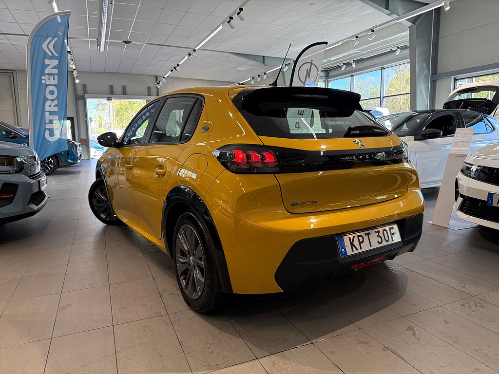 Bild på Active Pack 50kWh 136hk Aut - CARPLAY, KEYLESS