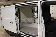 Renault Trafic 1.6 dCi 125HK Leasebar 2x sidodörr D-Värmare
