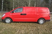 Hyundai H-1 Starex