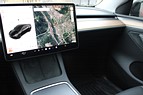 Tesla Model Y Long Range AWD Drag 20" Moms