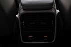 Porsche Taycan Panorama Läder Momsbil