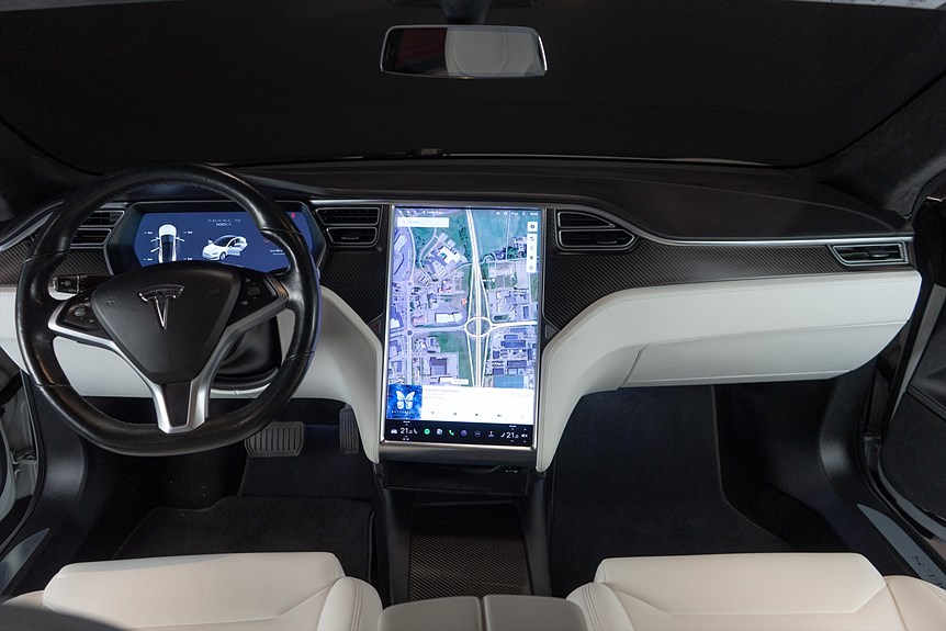 Tesla Model S 100D AWD 423hk