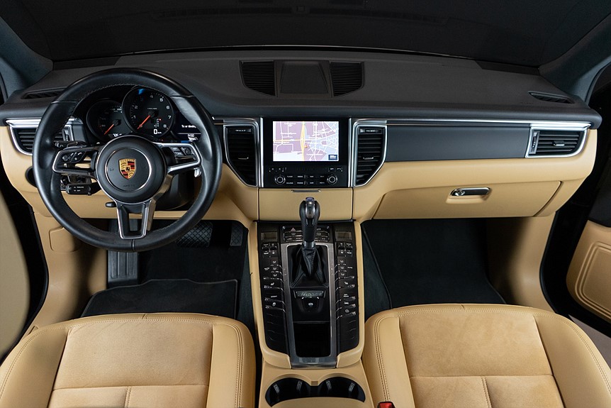 Porsche Macan PDK 252hk