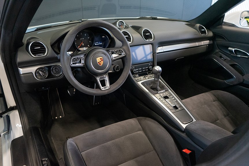 Porsche 718 Boxster GTS Cab