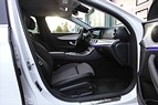 Mercedes-Benz E 220 D Avantgarde Widescreen cockpit