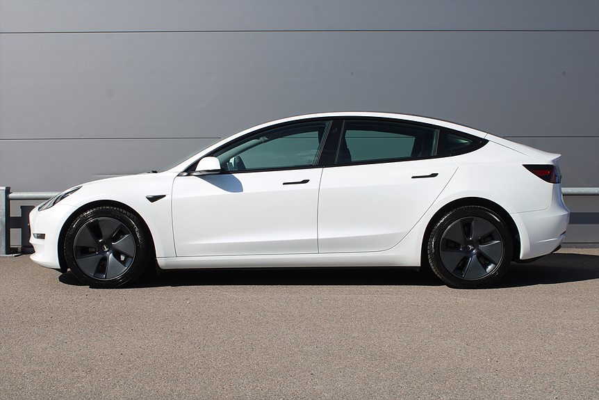 Tesla Model 3 Long Range AWD 844 Mil
