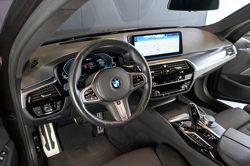 BMW 530e xDrive Innovation M-Sport