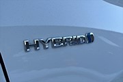 Toyota Yaris Hybrid e-CVT, 101hk