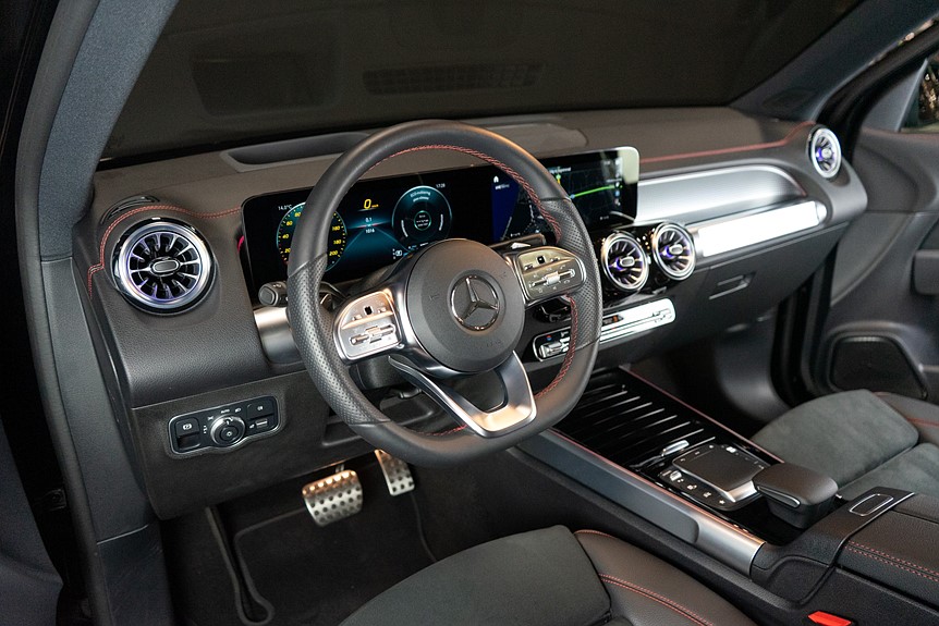 Mercedes-Benz EQB 300 4Matic AMG Premium Plus II