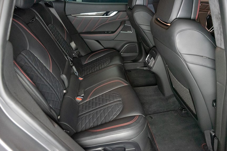 Maserati Levante Trofeo 3.8 V8 590hk