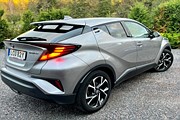 Toyota C-HR Hybrid CVT, 122hk