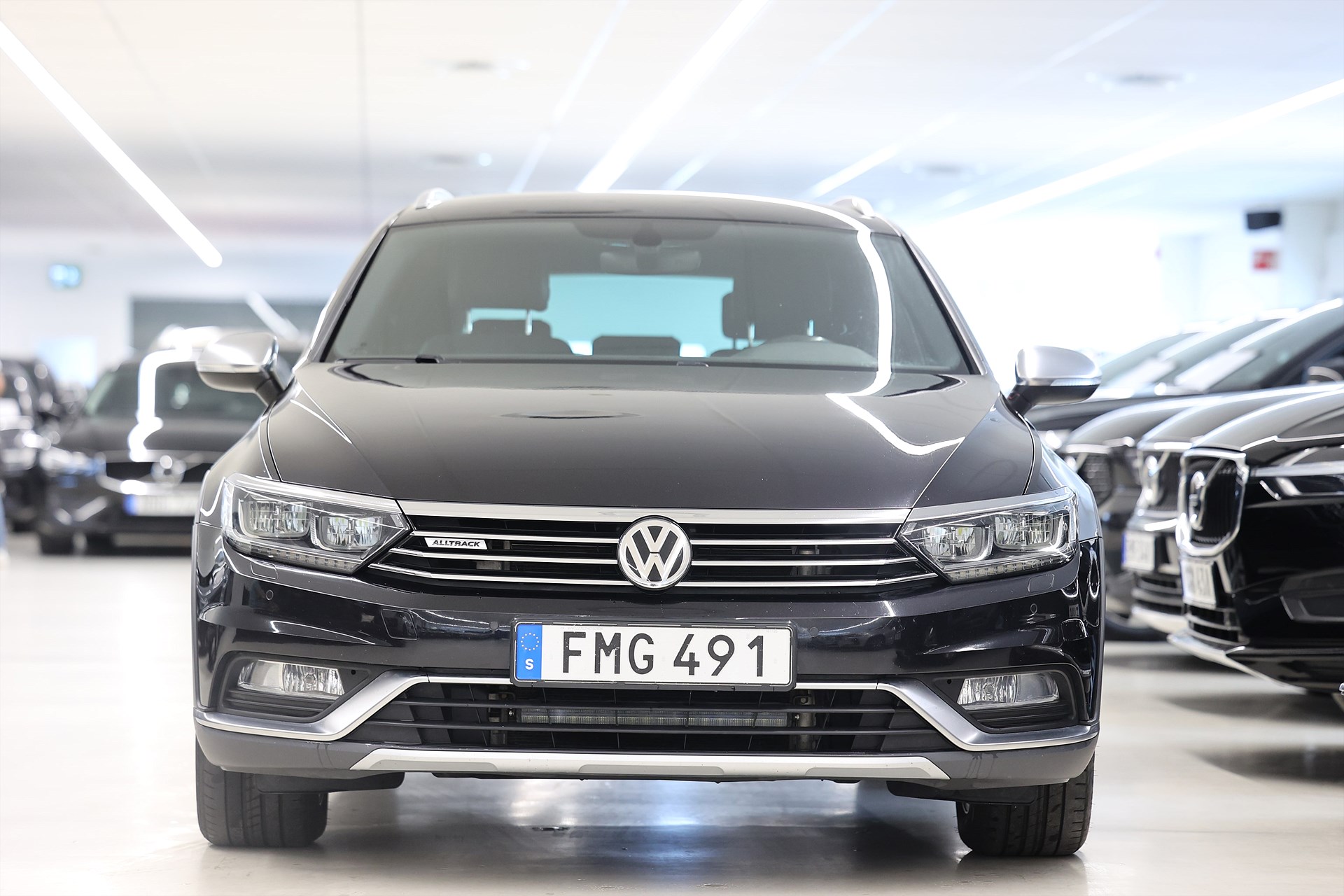 Volkswagen Passat Alltrack 2.0 TDI 4M B-kamera Värmare Carplay
