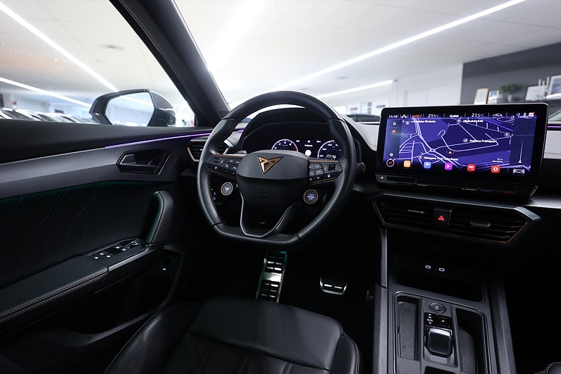 Cupra Formentor VZ 2.0 TSI 4Drive 310hk *Hjulkampanj!* Navi 360